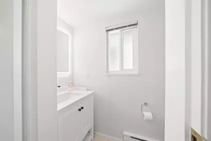 Primary Bedroom Photo of 10311 Hollymount Drive, Richmond, BC