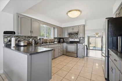 Breakfast Nook Photo of 34841 Marshall Road, Abbotsford, BC