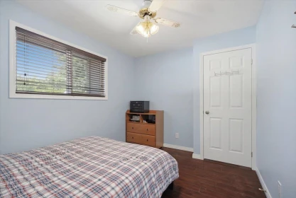 Laundry Room Photo of 34841 Marshall Road, Abbotsford, BC