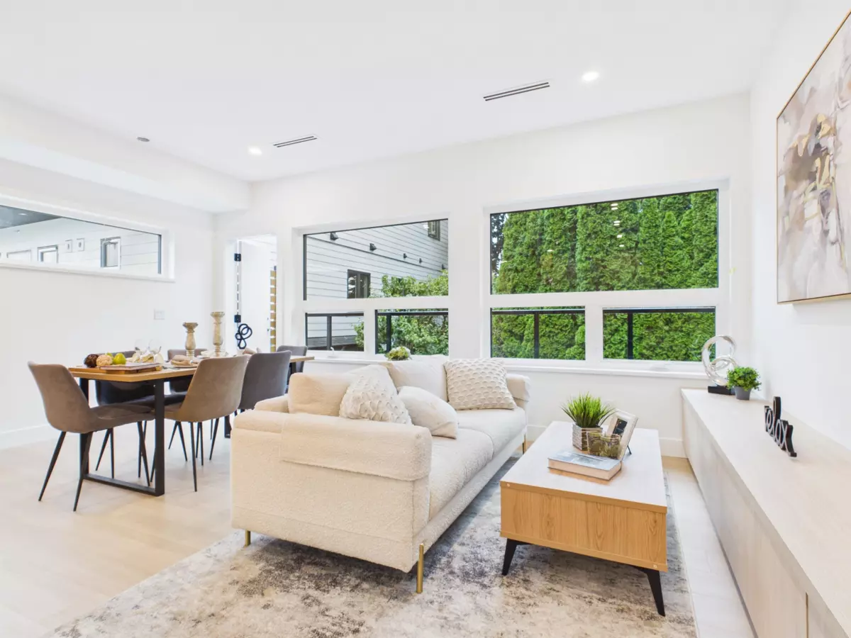 Family Room Photo of 1 7510 Curragh Avenue, Burnaby, BC