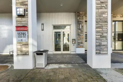 Hot Tub / Spa Photo of 404 15785 Croydon Drive, Surrey, BC