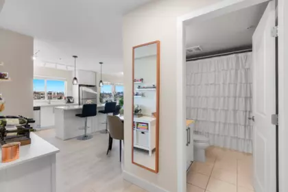 Powder Room Photo of 404 15785 Croydon Drive, Surrey, BC