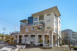 404 15785 Croydon Drive, Surrey, BC