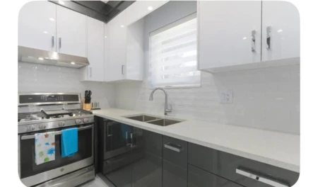 Breakfast Nook Photo of 4666 Earles Street, Vancouver, BC