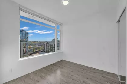 Entry Foyer Photo of 1801 110 Switchmen Street, Vancouver, BC