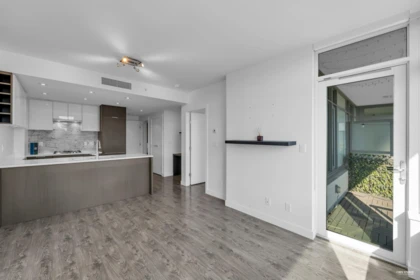 1801 110 Switchmen Street, Vancouver, BC, Vancouver — Apartment/Condo for sale