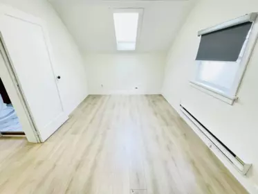 Guest Bathroom Photo of 922 Park Drive, Vancouver, BC