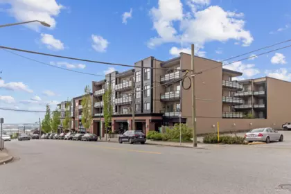 211 7727 Royal Oak Avenue, Burnaby, BC, Burnaby — Apartment/Condo for sale
