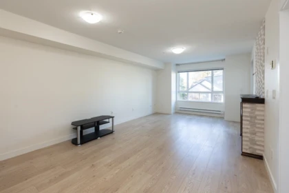 202 14960 102a Avenue, Surrey, BC, Surrey — Apartment/Condo for sale