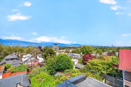 3835 W 12th Avenue, Vancouver, BC, Vancouver — Single Family Residence for sale