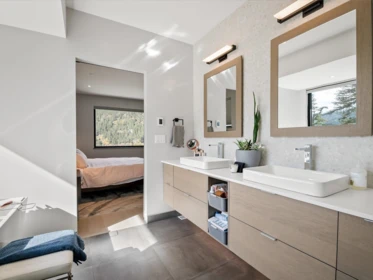 Breakfast Nook Photo of 9292 Steller's Way, Whistler, BC