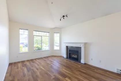 49 5708 208 Street, Langley, BC, Langley — Townhouse for sale