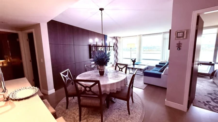 Kitchen Island Photo of 606 210 Salter Street, New Westminster, BC