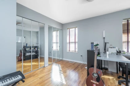 Basement Recreation Room Photo of 32958 Harwood Place, Abbotsford, BC
