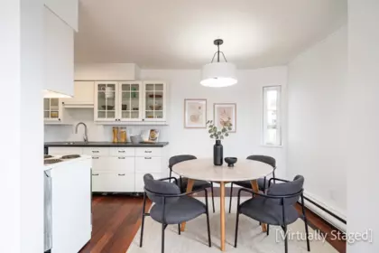 Breakfast Nook Photo of 203 107 W 27th Street, North Vancouver, BC