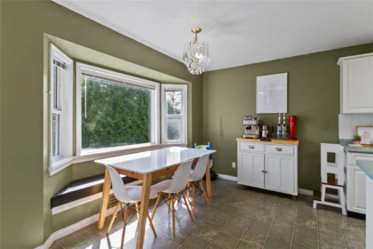Breakfast Nook Photo of 21549 50a Avenue, Langley, BC