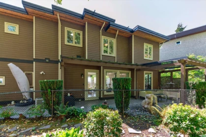 Community Amenities Photo (Clubhouse) of 14533 Magdalen Avenue, White Rock, BC