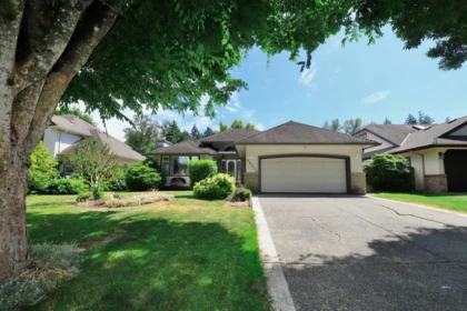 16524 84a Avenue, Surrey, BC, Surrey — Single Family Residence for sale