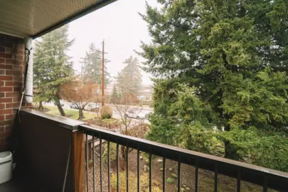 Office / Den Photo of 302 620 Eighth Avenue, New Westminster, BC