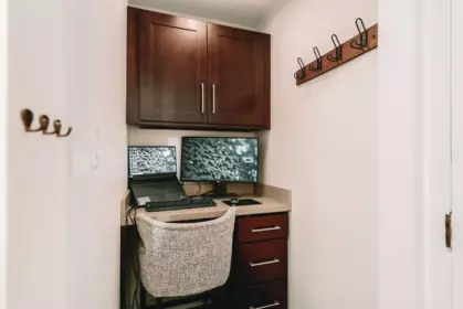 Walk-In Closet Photo of 302 620 Eighth Avenue, New Westminster, BC