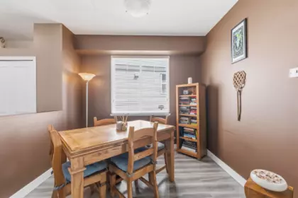 Kitchen Island Photo of 5666 149a Street, Surrey, BC