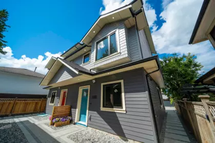 4 6555 Carnegie Street, Burnaby, BC, Burnaby — Half Duplex for sale