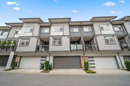 Family Room Photo of 50 8430 203a Street, Langley, BC