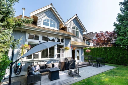 Aerial View of 15730 34 Avenue, Surrey, BC