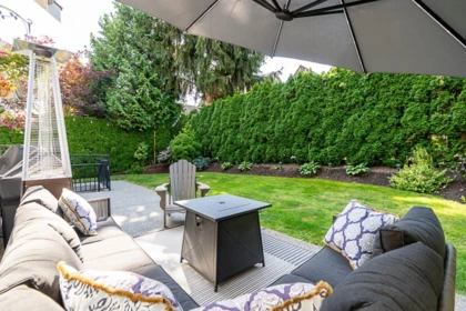 Swimming Pool Photo of 15730 34 Avenue, Surrey, BC