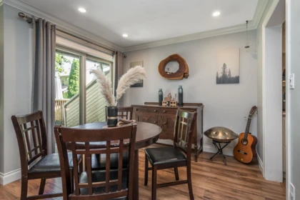 Breakfast Nook Photo of 1873 Lilac Drive, Surrey, BC