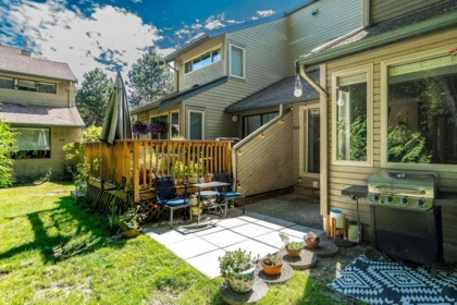 1873 Lilac Drive, Surrey, BC, Surrey — Townhouse for sale