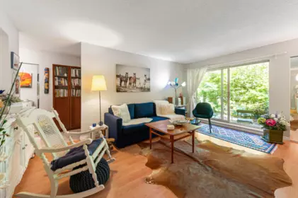 215 4373 Halifax Street, Burnaby, BC, Burnaby — Apartment/Condo for sale
