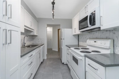 215 7694 Evans Road, Chilliwack, BC, Chilliwack — Apartment/Condo for sale