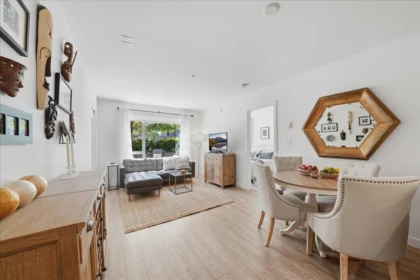 Family Room Photo of 207 1061 Marine Drive, North Vancouver, BC