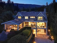 2920 Mathers Avenue, West Vancouver, BC