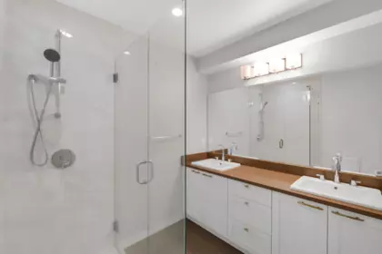 Guest Bathroom Photo of 1210 Granite Drive, Squamish, BC