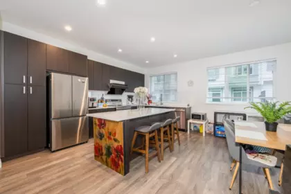40 15489 99a Avenue, Surrey, BC, Surrey — Townhouse for sale