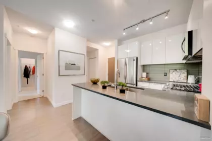 Kitchen Photo of 212 15138 34th Avenue, Surrey, BC
