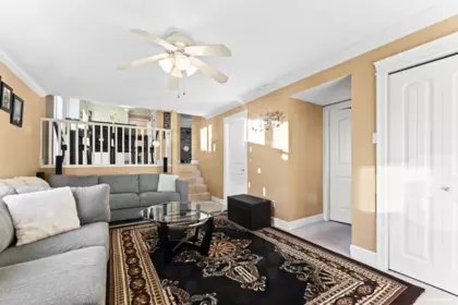 Breakfast Nook Photo of 15796 95a Avenue, Surrey, BC