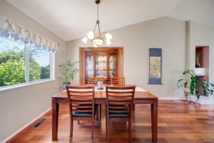 Kitchen Island Photo of 1295 Daimler Street, Coquitlam, BC