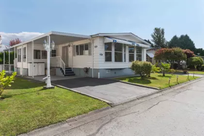 Family Room Photo of 89 2303 Cranley Drive, Surrey, BC