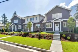 1 558 Park Street, Hope, BC