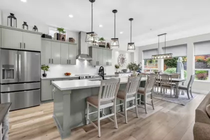 Breakfast Nook Photo of 10468 Robertson Street, Maple Ridge, BC