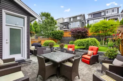 Hot Tub / Spa Photo of 10468 Robertson Street, Maple Ridge, BC