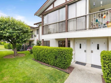 2 32718 Garibaldi Drive, Abbotsford, BC, Abbotsford — Apartment/Condo for sale