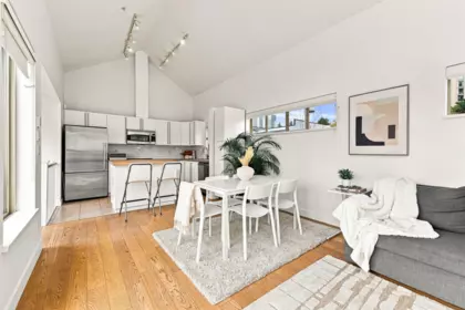 Breakfast Nook Photo of 19 3737 Pender Street, Burnaby, BC