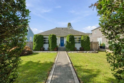 211 Douglas Crescent, Richmond, BC, Richmond — Single Family Residence for sale