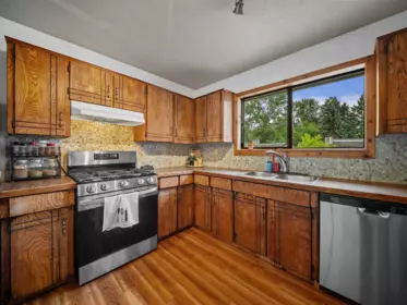 Pantry Photo of 1120 Wallace Court, Coquitlam, BC