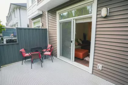 Staircase Photo of 20 14955 60 Avenue, Surrey, BC