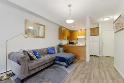 Family Room Photo of 202 13277 108 Avenue, Surrey, BC